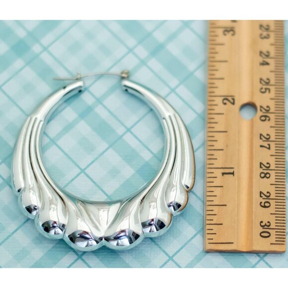 Vintage Silver Tone Curtain Hoop Earrings - L21 - Picture 2 of 2
